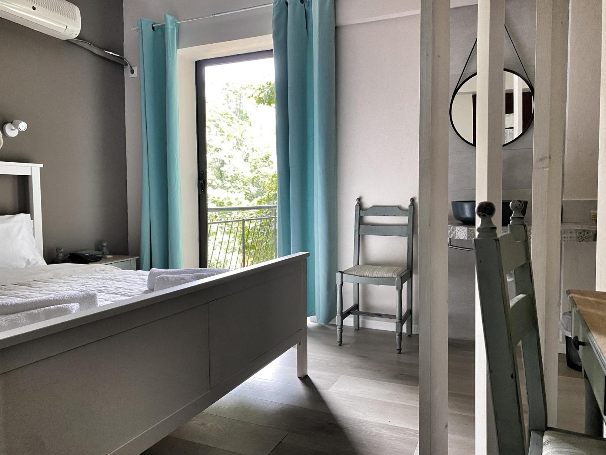 Kastri Hotel 2*